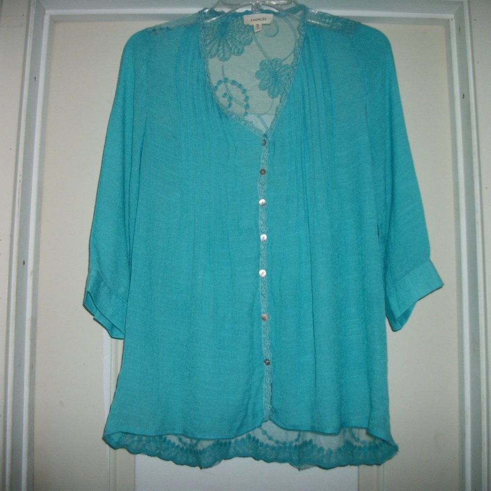 FEMININE SOFT GIRL BEAUTIFUL THIN WISPY FLOATY BLUE LACEY TOP M